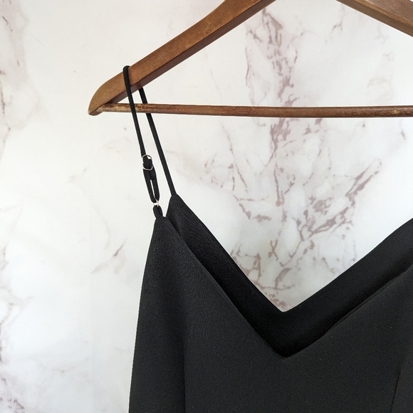 Elliatt Dress Womens Large Black Artemis Midi Ruffle Tank V Adjustable LBD Crepe - Picture 5 of 11